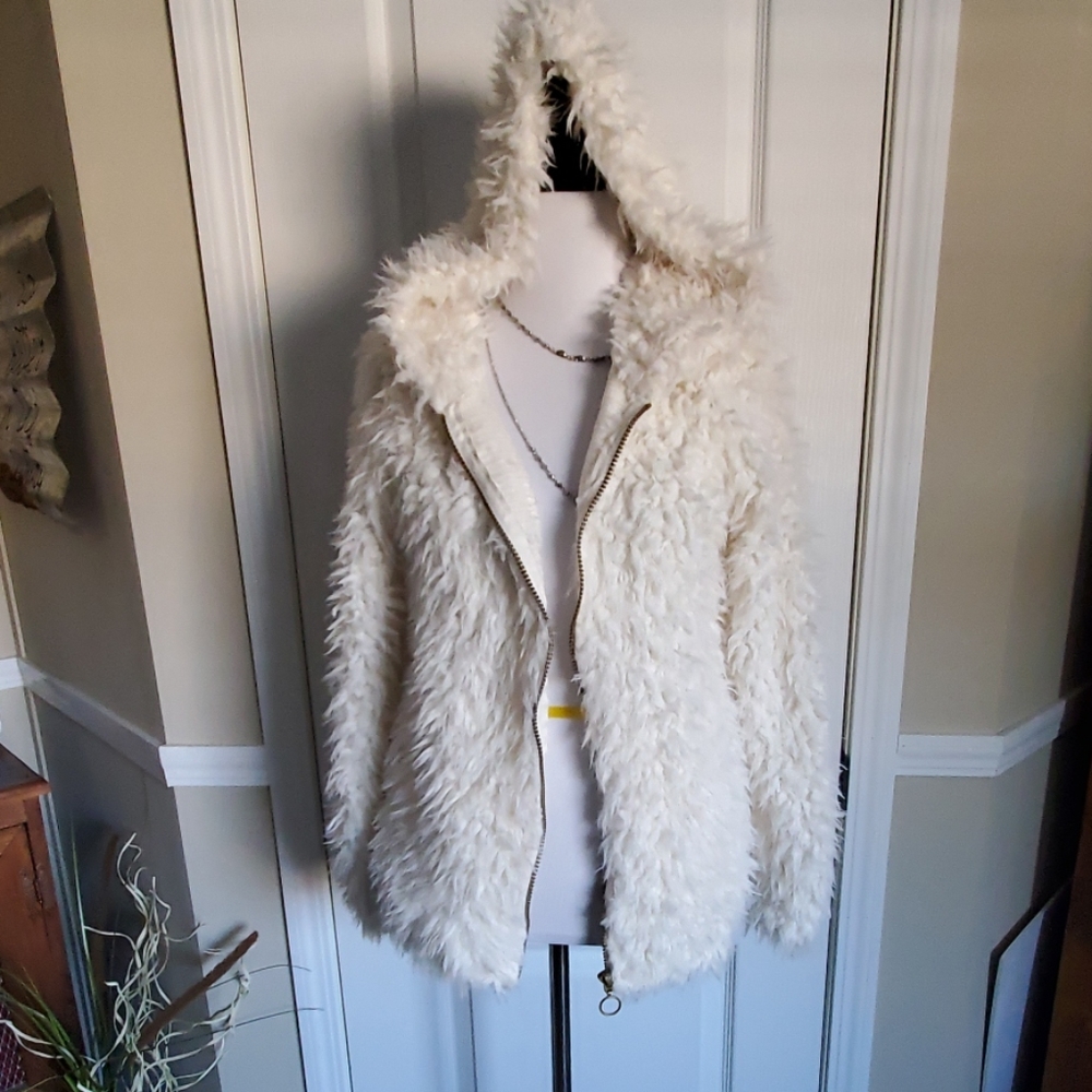 Hooded fur jacket